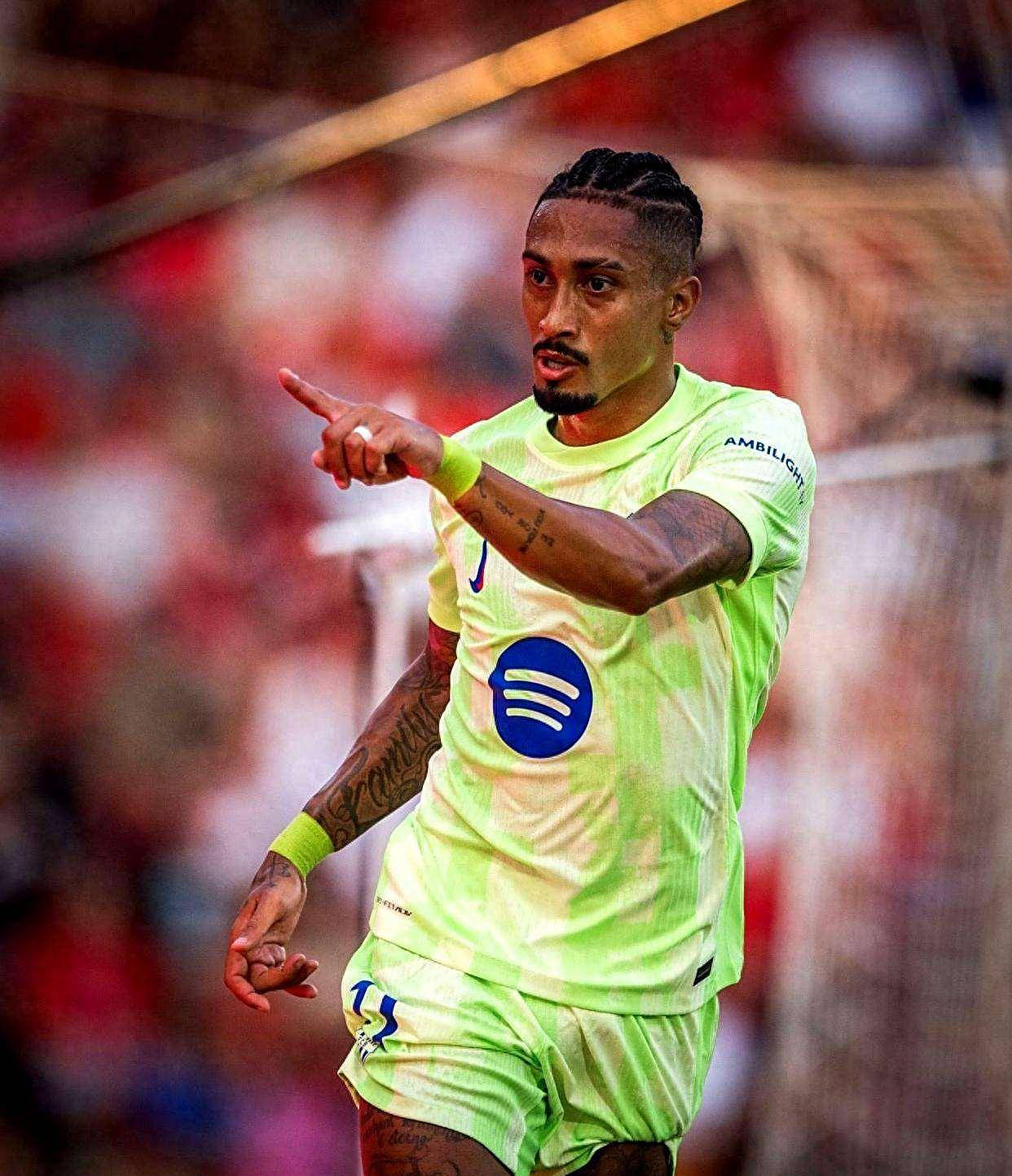 巴萨前锋破解对手防线，领先其他射手一步