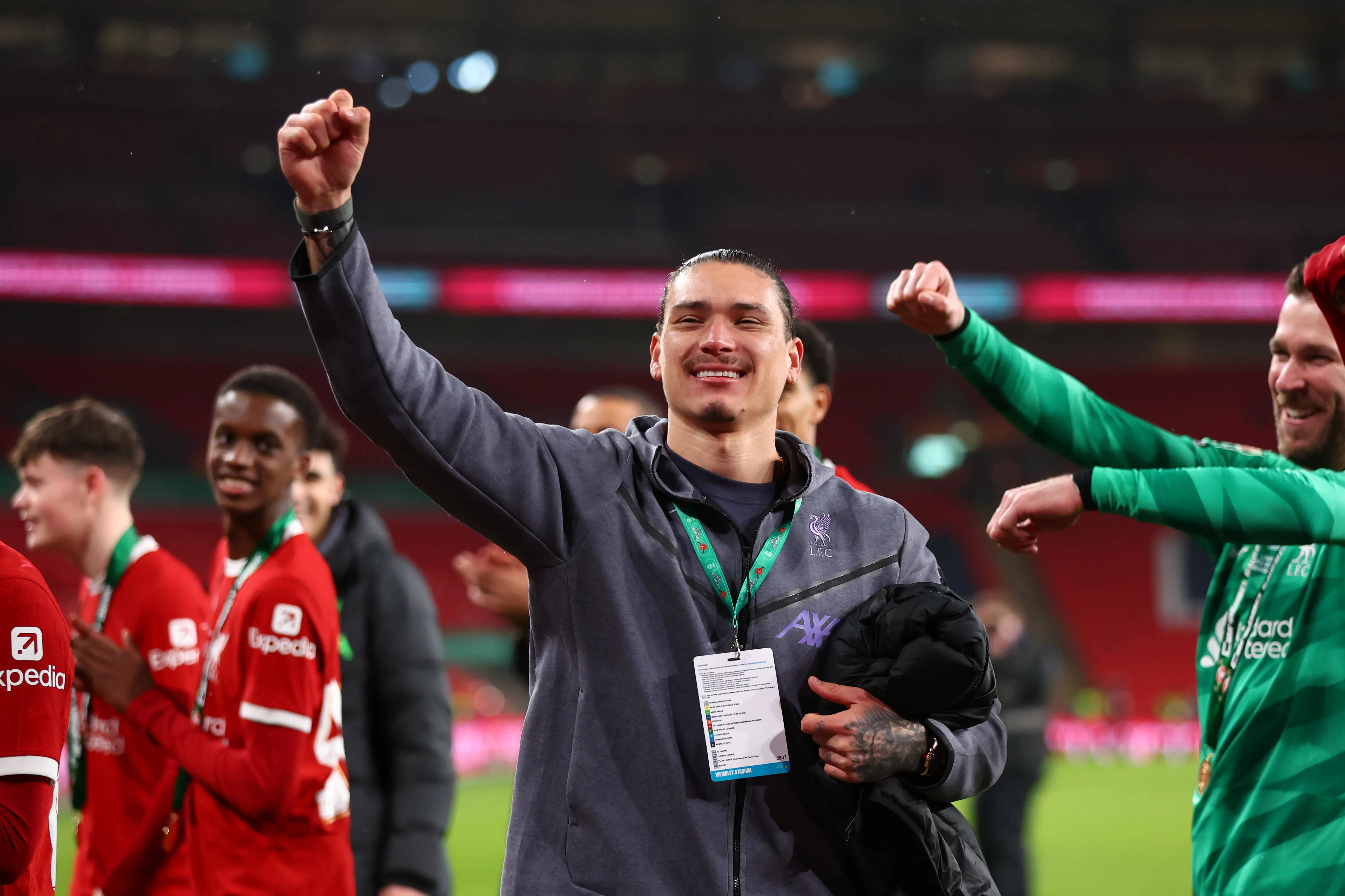 九游体育平台-包含利物浦中场露凶芒：助攻锋线得分的词条