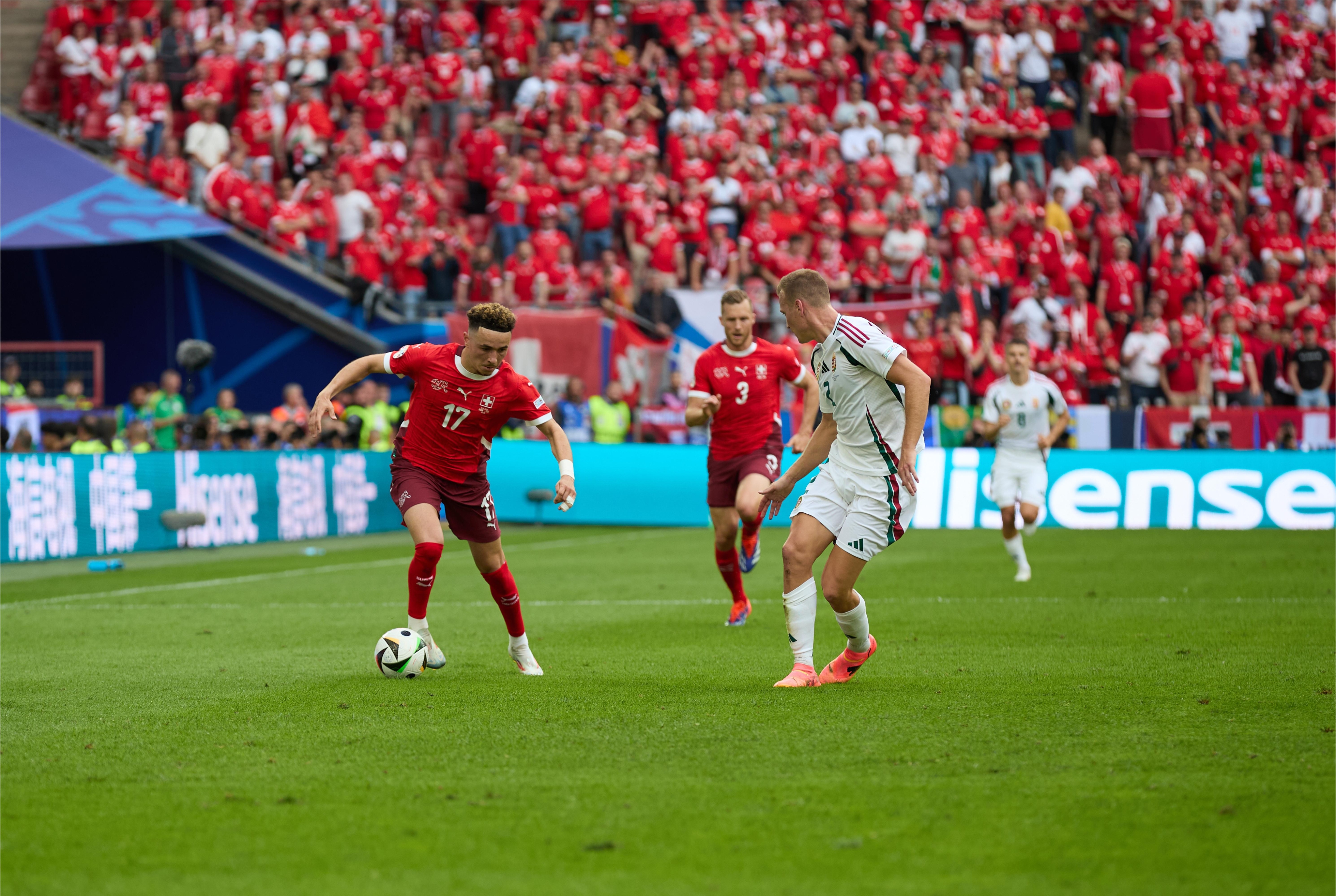 国足士气高涨，胜出欧洲杯预选赛