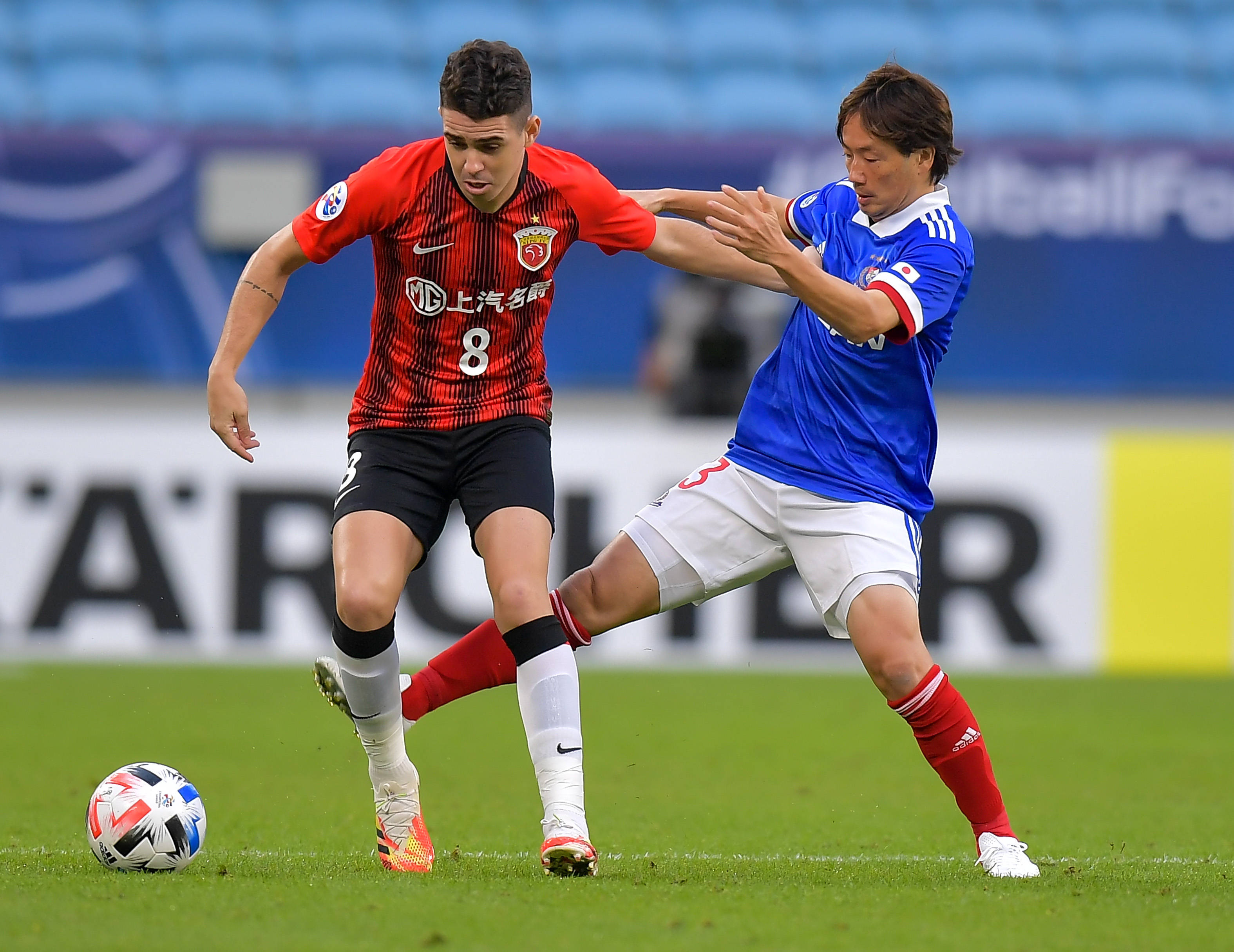 关于上海上港不敌深圳佳兆业，遭遇失利的信息