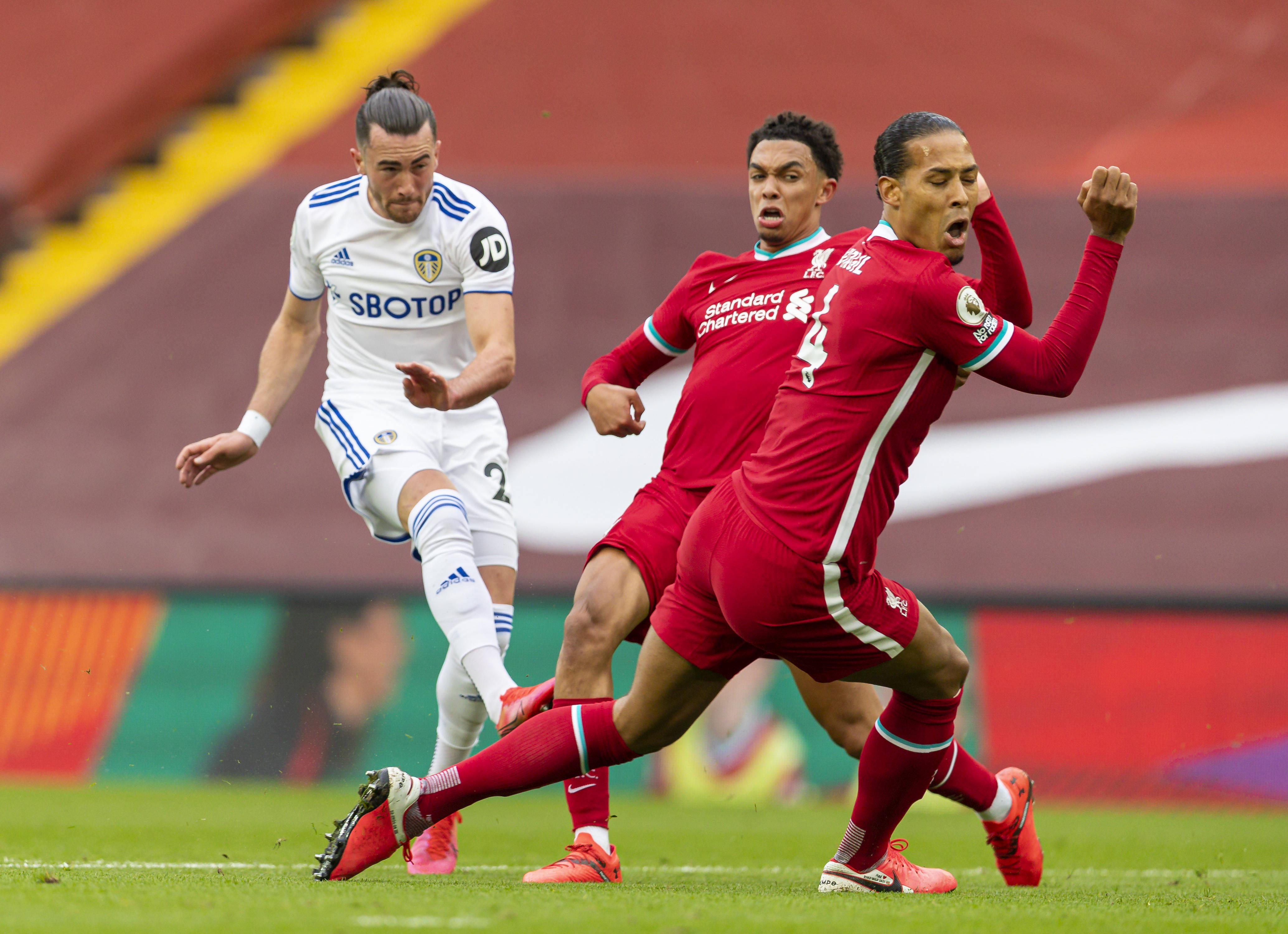 雷丁队在主场迎来令人振奋的胜利