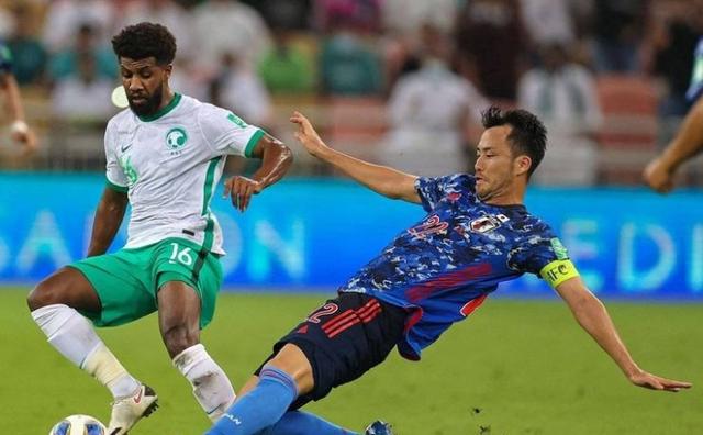 九游体育-球员实力逐渐脱颖而出，争夺更为激烈