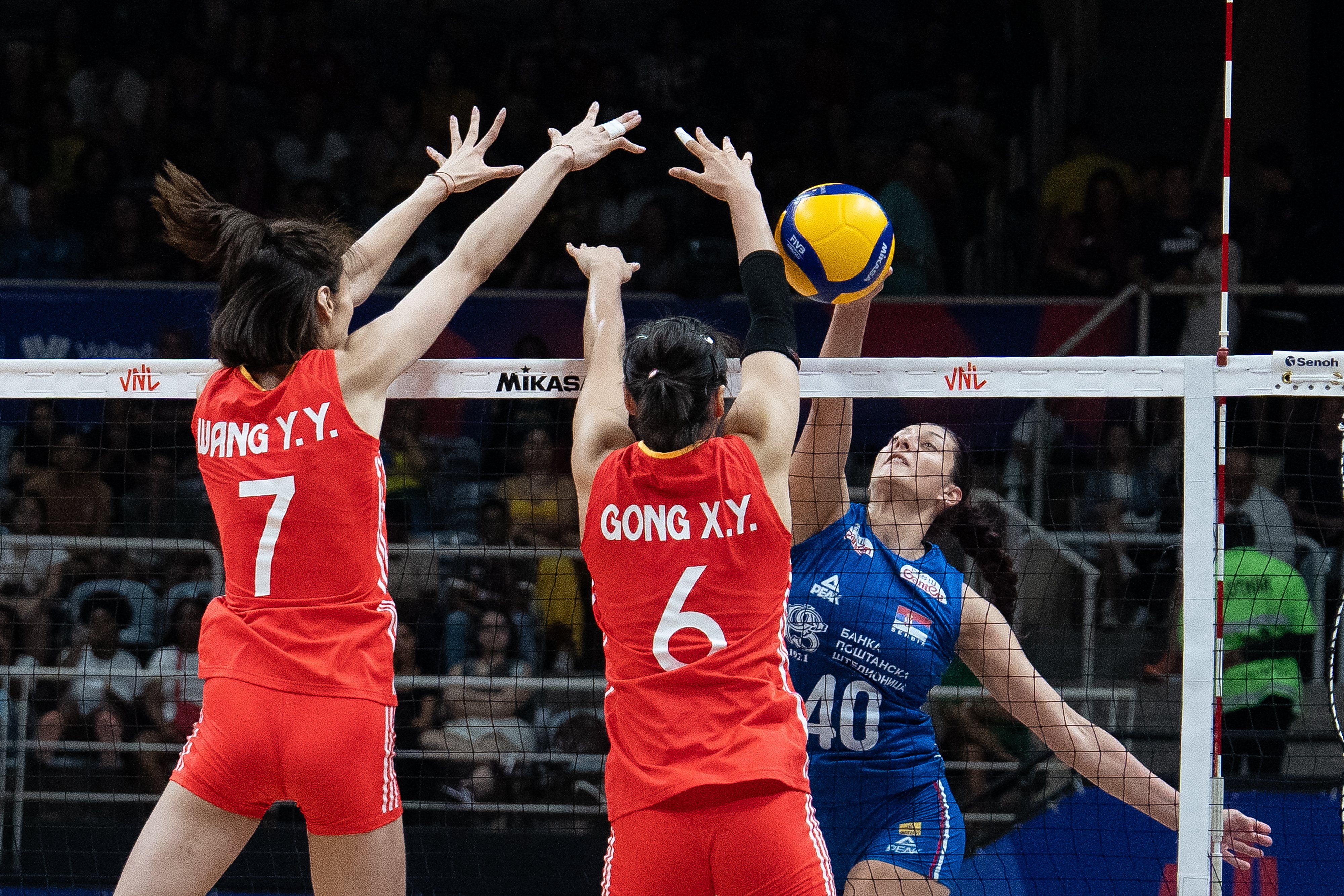 塞尔维亚队在比赛中实现了惊喜逆转 塞尔维亚队在比赛中实现了惊喜逆转