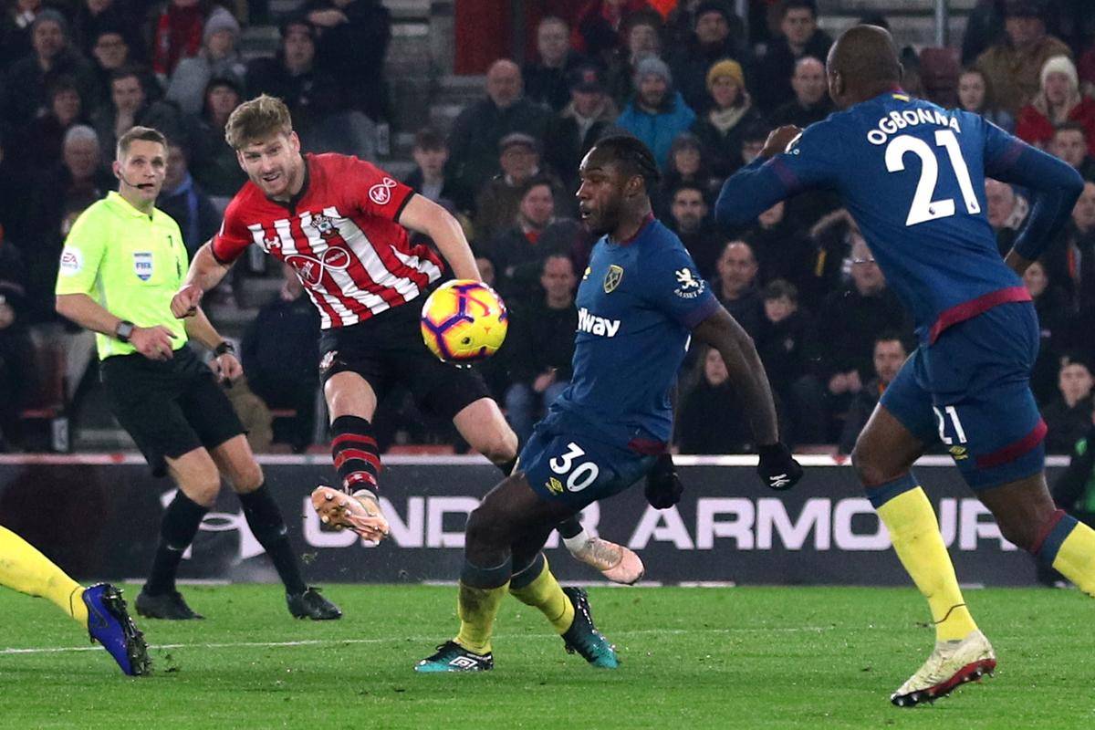 南安普敦主场失利,球员表现受批评,主教练要求加强训练提高球队形态的简单介绍 南安普敦主场失利,球员表现受批评,主教练要求加强训练提高球队形态的简单介绍