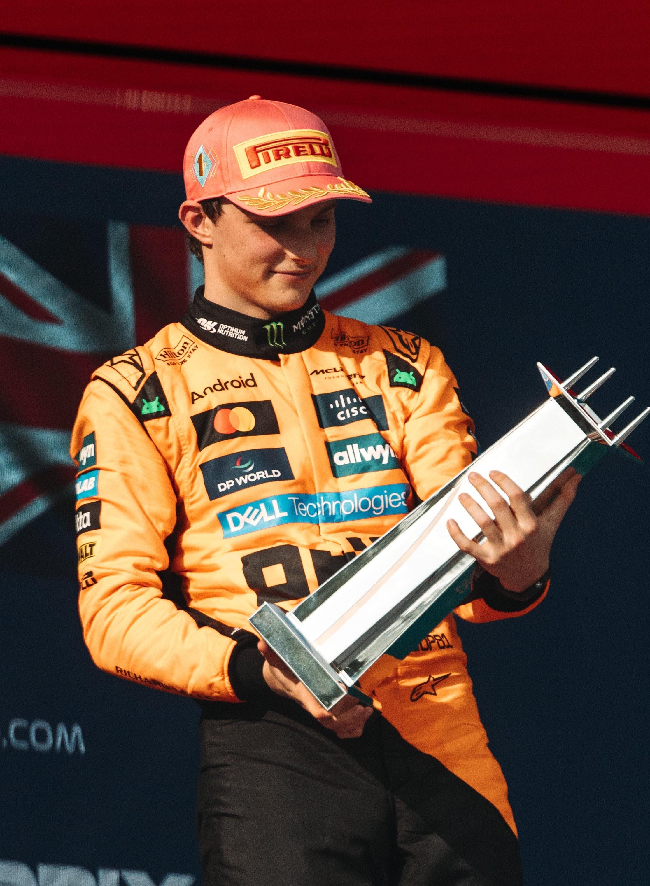 九游娱乐首页-索伯车队逆转迈凯伦，拉塞尔高光表现的简单介绍