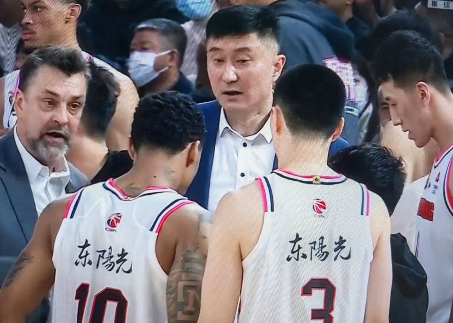 广东队遭遇江苏队劲敌,困难突破 广东队遭遇江苏队劲敌,困难突破