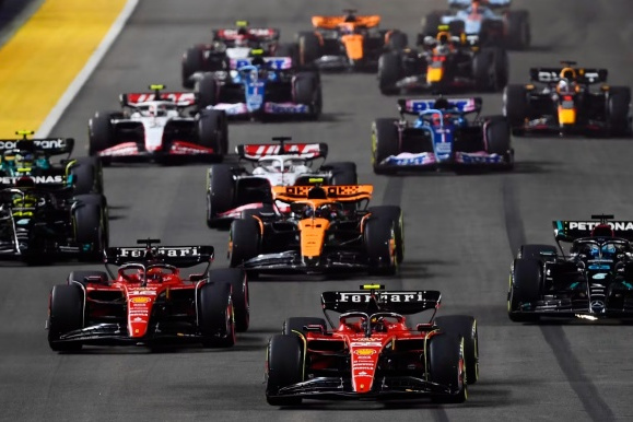 九游游戏-包含哈斯车队险胜索伯车队，皮亚斯特里关键制胜的词条