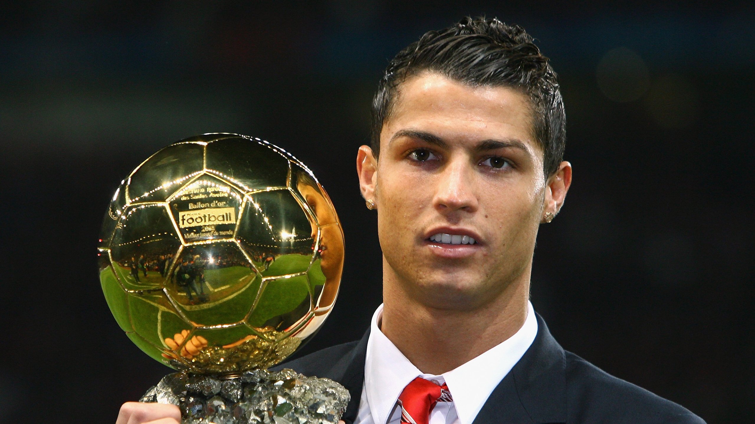 双重奏鸣,从绿茵场到F1赛道,德国与巴斯托尼的完胜哲学